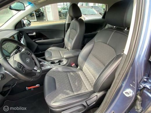 Kia Niro 1.6 GDi Hybrid DynamicLine Trekhaak / Modeljaar 2020 Nieuwe type / 10 inch Navi , Camera , Cruise... ActivLease financial lease
