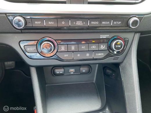 Kia Niro 1.6 GDi Hybrid DynamicLine Trekhaak / Modeljaar 2020 Nieuwe type / 10 inch Navi , Camera , Cruise... ActivLease financial lease