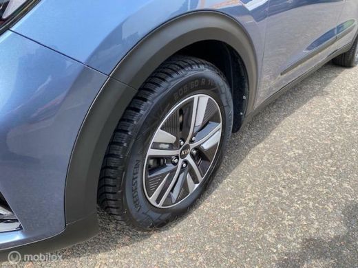 Kia Niro 1.6 GDi Hybrid DynamicLine Trekhaak / Modeljaar 2020 Nieuwe type / 10 inch Navi , Camera , Cruise... ActivLease financial lease