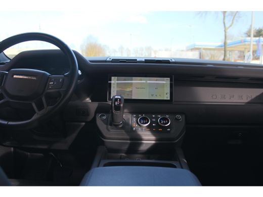 Land Rover Defender 2.0 P400e 110 X-Dynamic S 3 Zone Climate, DAB, Surround camera, verwarmde Stoelen, Privacy, Roof ... ActivLease financial lease