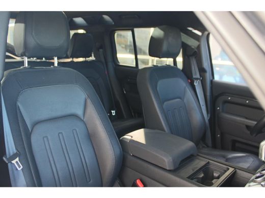 Land Rover Defender 2.0 P400e 110 X-Dynamic S 3 Zone Climate, DAB, Surround camera, verwarmde Stoelen, Privacy, Roof ... ActivLease financial lease
