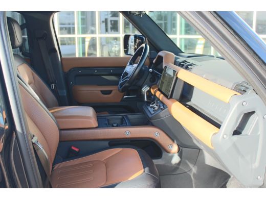 Land Rover Defender 2.0 P400e 110 X Pano | Head-Up | 22 Inch | Stoelkoeling/verwarming | ACC | Koelbox | 4-zone Clim ActivLease financial lease