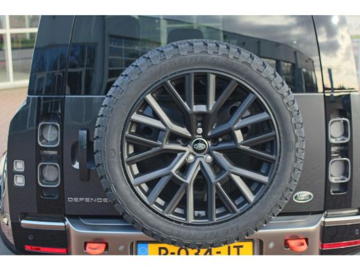 Land Rover Defender 2.0 P400e 110 X Pano | Head-Up | 22 Inch | Stoelkoeling/verwarming | ACC | Koelbox | 4-zone Clim ActivLease financial lease
