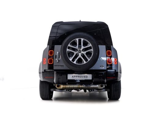 Land Rover Defender P400e 110 X-Dynamic SE | Stoffen vouwdak | Koel/verwarmbare voorstoelen | Elektrische trekhaak ActivLease financial lease