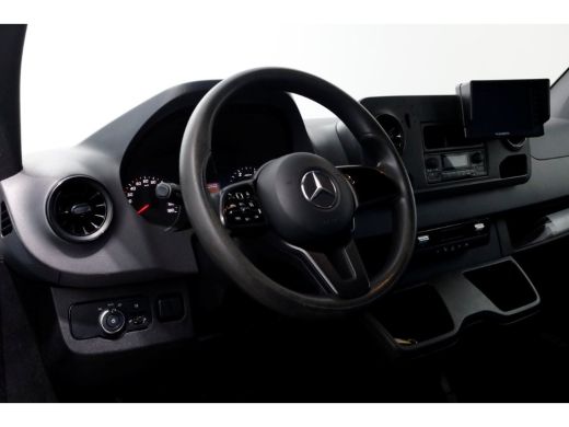 Mercedes Sprinter 311 CDI 7G Automaat RWD Bakwagen met achterdeuren Airco 03-2021 ActivLease financial lease