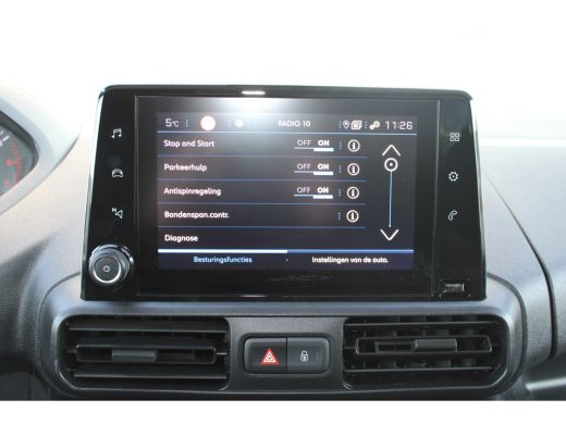 Peugeot Partner Peugeot 1.5 BlueHDi 130 PK TREKHAAK | APPLE CARPLAY / ANDROID AUTO | ALL SEASON BANDEN | BETIMMER... ActivLease financial lease
