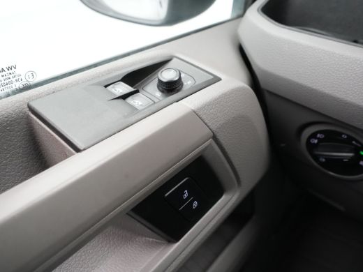 Volkswagen Crafter 30 2.0 TDI 177pk DSG L3H2 Navigatie Camera Bijrijdersbank Voorruitverwarming ActivLease financial lease