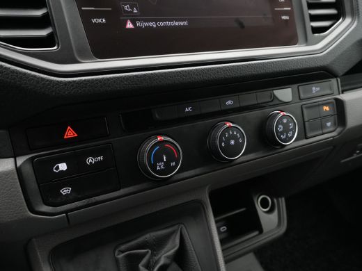 Volkswagen Crafter 30 2.0 TDI 177pk DSG L3H2 Navigatie Camera Bijrijdersbank Voorruitverwarming ActivLease financial lease