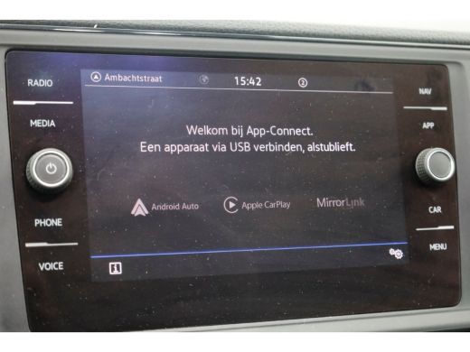 Volkswagen Crafter 35 2.0 TDI 140pk L3H3 (L2H2) DSG-Automaat Exclusive Edition LED/Camera/ACC 01-2021 ActivLease financial lease