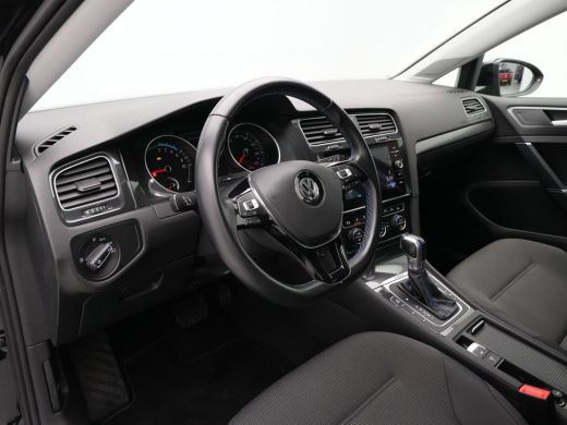 Volkswagen e-Golf e-Golf Navigatie Dynaudio Camera Acc 278 ActivLease financial lease