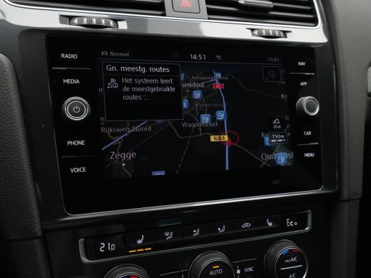 Volkswagen e-Golf e-Golf Navigatie Dynaudio Camera Acc 278 ActivLease financial lease