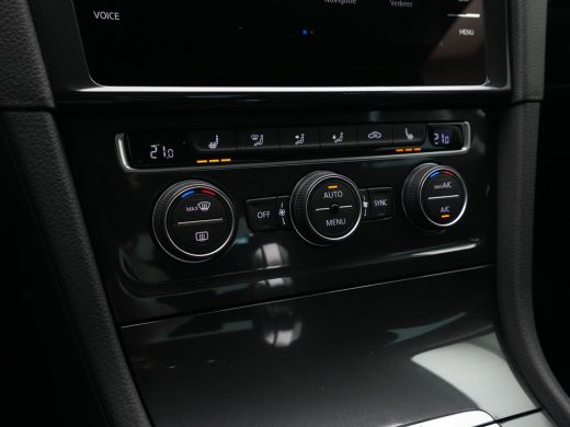 Volkswagen e-Golf e-Golf Navigatie Dynaudio Camera Acc 278 ActivLease financial lease