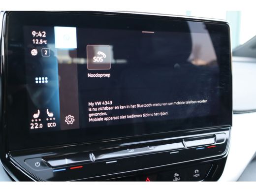 Volkswagen ID.4 First 77 kWh | Navigatie | Stoelverwarming | Trekhaak | ActivLease financial lease