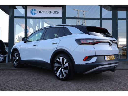 Volkswagen ID.4 First 77 kWh | Navigatie | Stoelverwarming | Trekhaak | ActivLease financial lease