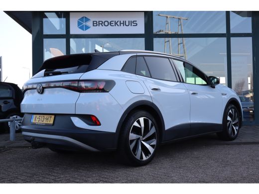 Volkswagen ID.4 First 77 kWh | Navigatie | Stoelverwarming | Trekhaak | ActivLease financial lease