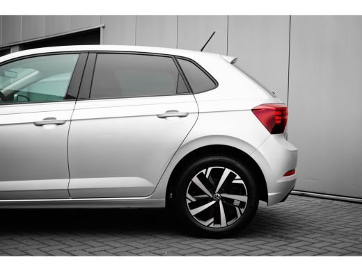 Volkswagen Polo Volkswagen Life Edition Inclusief €2000,- inruilvoordeel + €1000,- korting | 'App-Connect' smartp... ActivLease financial lease