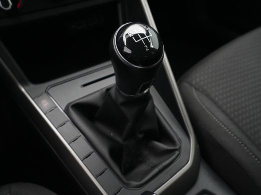 Volkswagen Polo 1.0 TSI 95pk Comfortline Navigatie Airco Acc Lm Velgen 13 ActivLease financial lease