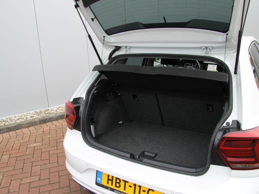 Volkswagen Polo 1.0 TSI 95pk R-Line | Cruise | Navi | Carplay ActivLease financial lease