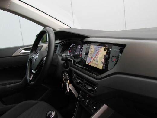 Volkswagen Polo 1.0 TSI 95pk R-Line | Cruise | Navi | Carplay ActivLease financial lease