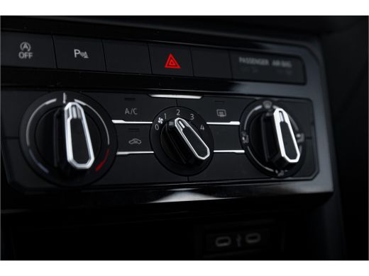 Volkswagen T-Cross 1.0 TSI Life 95pk hand. | Carplay | Adapt. Cruise | Parkeersensoren ActivLease financial lease