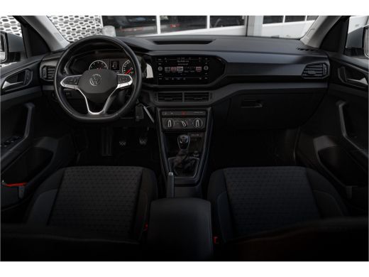 Volkswagen T-Cross 1.0 TSI Life 95pk hand. | Carplay | Adapt. Cruise | Parkeersensoren ActivLease financial lease