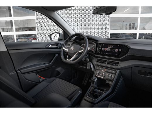 Volkswagen T-Cross 1.0 TSI Life 95pk hand. | Carplay | Adapt. Cruise | Parkeersensoren ActivLease financial lease