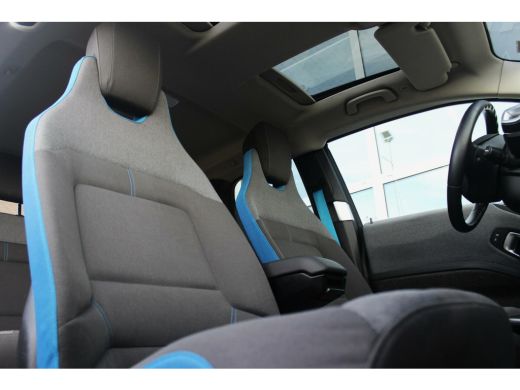 BMW i3 Executive Edition 120Ah 42 kWh | Dakraam | 1e eigenaar | Camera | LED | 20 inch | Stoelverwarming | Harman-Kardon | Navi | NAP | inc BTW ➡️ ActivLease financial lease