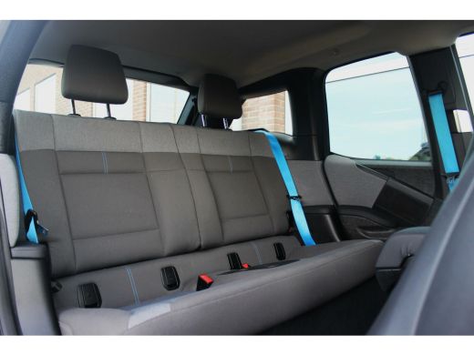 BMW i3 Executive Edition 120Ah 42 kWh | Dakraam | 1e eigenaar | Camera | LED | 20 inch | Stoelverwarming | Harman-Kardon | Navi | NAP | inc BTW ➡️ ActivLease financial lease