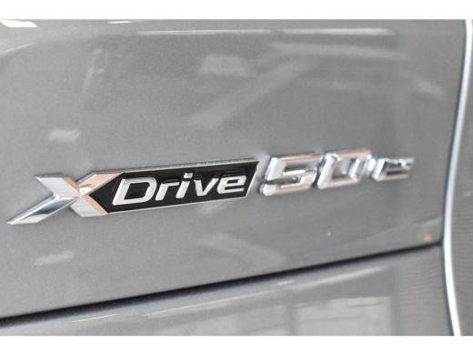 BMW X5 xDrive50e M Sportpakket Pro / NIEUW BINNEN / SUPERCOMPLEET! / PANORAMADAK / MASSAGESTOELEN / TREK... ActivLease financial lease