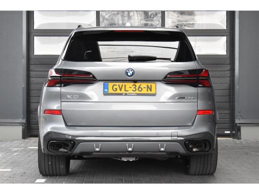BMW X5 xDrive50e M Sportpakket Pro / NIEUW BINNEN / SUPERCOMPLEET! / PANORAMADAK / MASSAGESTOELEN / TREK... ActivLease financial lease