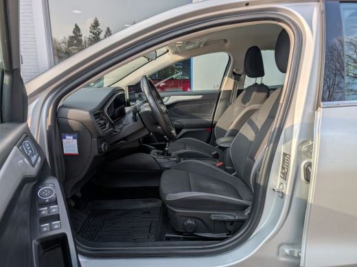 Ford FOCUS Wagon 1.0 EcoBoost Trend Edition Business | Camera | Navi | Trekhaak | Fabrieksgarantie tot 12-07-26 / ... ActivLease financial lease