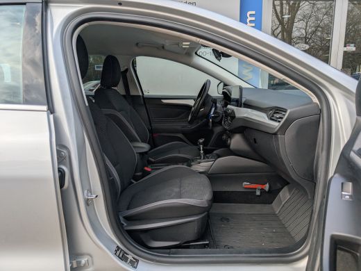 Ford FOCUS Wagon 1.0 EcoBoost Trend Edition Business | Camera | Navi | Trekhaak | Fabrieksgarantie tot 12-07-26 / ... ActivLease financial lease