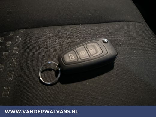Ford Transit 2.0 TDCI L2H2 Euro6 Airco | Cruisecontrol | 2450kg Trekhaak | Verwarmde voorruit | Parkeersensore... ActivLease financial lease