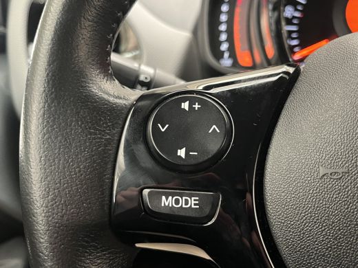 Peugeot 108 1.0 e-VTi Allure | Achteruitrijcamera | Chroom delen exterieur | Electronic climate controle ActivLease financial lease
