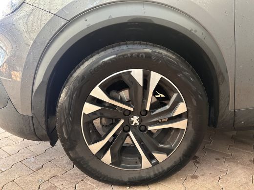 Peugeot 2008 1.2 PureTech Allure Pack | Achteruitrijcamera | Airco (automatisch) | Cruise control adaptief met... ActivLease financial lease