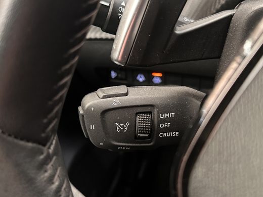 Peugeot 2008 1.2 PureTech Allure Pack | Achteruitrijcamera | Airco (automatisch) | Cruise control adaptief met... ActivLease financial lease