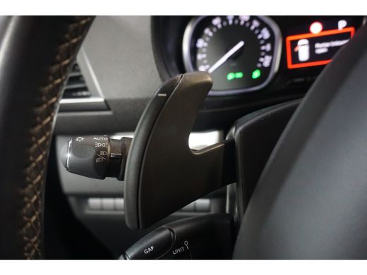 Peugeot Expert 2.0 BlueHDI 180 S&S DC | Achteruitrijcamera | Cruise control | Keyless entry/start ActivLease financial lease