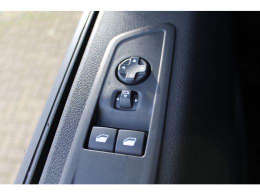Peugeot Expert Gesloten Bestel L2H1 2.0 BlueHDi 145 6MT Standaard ActivLease financial lease