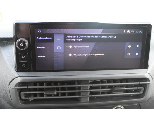 Peugeot Expert Gesloten Bestel L2H1 2.0 BlueHDi 145 6MT Standaard ActivLease financial lease