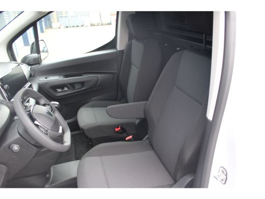 Peugeot Partner 1.5 BlueHDi 100 PK | NAVI BY APP | BETIMMERING LAADRUIMTE | TREKHAAK | CAMERA | Achteruitrijcamer... ActivLease financial lease