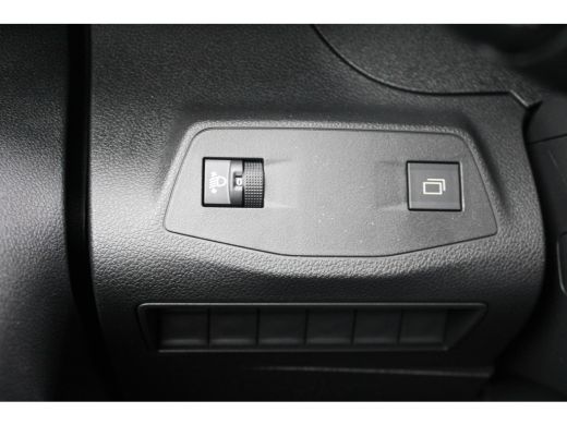 Peugeot Partner 1.5 BlueHDi 100 PK | NAVI BY APP | BETIMMERING LAADRUIMTE | TREKHAAK | CAMERA | Achteruitrijcamer... ActivLease financial lease