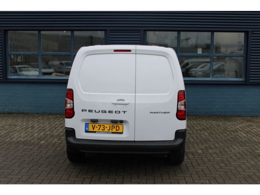 Peugeot Partner 1.5 BlueHDi 100 PK | NAVI BY APP | BETIMMERING LAADRUIMTE | TREKHAAK | CAMERA | Achteruitrijcamer... ActivLease financial lease