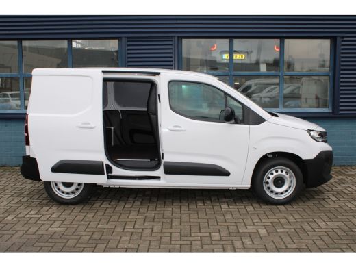 Peugeot Partner 1.5 BlueHDi 100 PK | NAVI BY APP | BETIMMERING LAADRUIMTE | TREKHAAK | CAMERA | Achteruitrijcamer... ActivLease financial lease