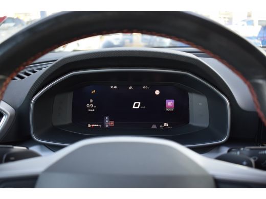 Seat Leon Sportstourer 1.5 eTSI FR Launch Edition | Automaat | Trekhaak | CarPlay | Half Leer | Virtual ActivLease financial lease