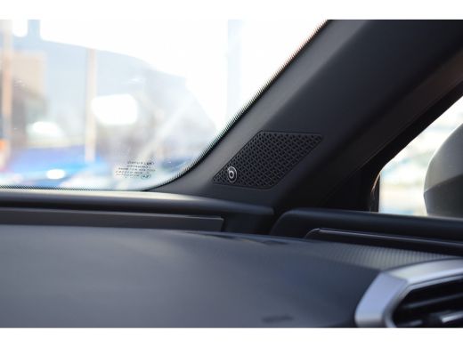 Seat Leon Sportstourer 1.5 eTSI FR Launch Edition | Automaat | Trekhaak | CarPlay | Half Leer | Virtual ActivLease financial lease