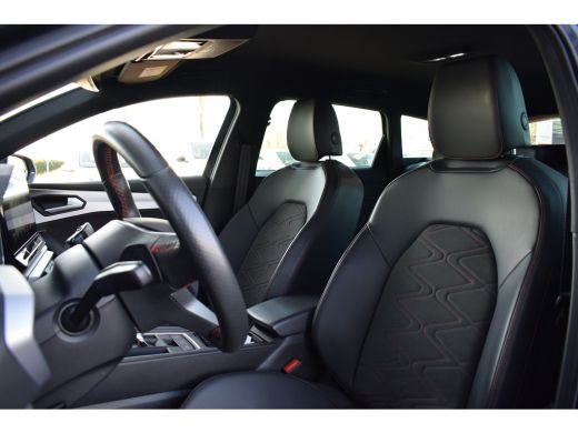 Seat Leon Sportstourer 1.5 eTSI FR Launch Edition | Automaat | Trekhaak | CarPlay | Half Leer | Virtual ActivLease financial lease