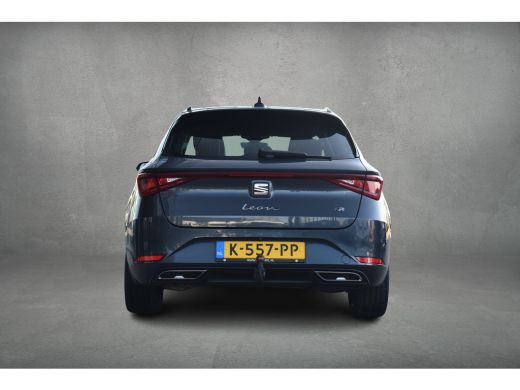 Seat Leon Sportstourer 1.5 eTSI FR Launch Edition | Automaat | Trekhaak | CarPlay | Half Leer | Virtual ActivLease financial lease