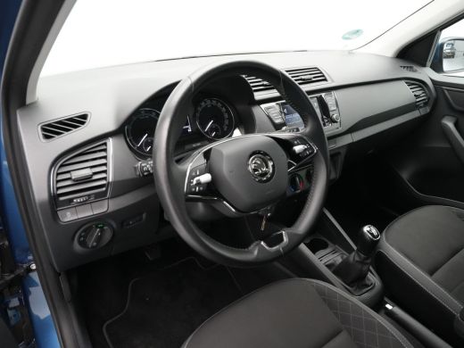 Skoda Fabia Combi 1.0 TSI 95pk Ambition Navi via App Pdc Cruise Airco 332 ActivLease financial lease