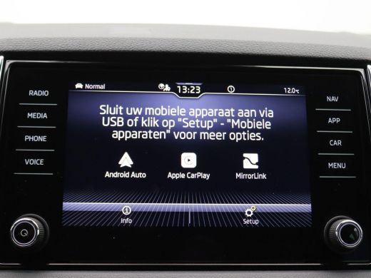 Skoda Karoq 1.5 TSI ACT Business Edition Plus 150PK DSG Adaptieve Cruise Controle, Achteruitrijcamera, Keyles... ActivLease financial lease