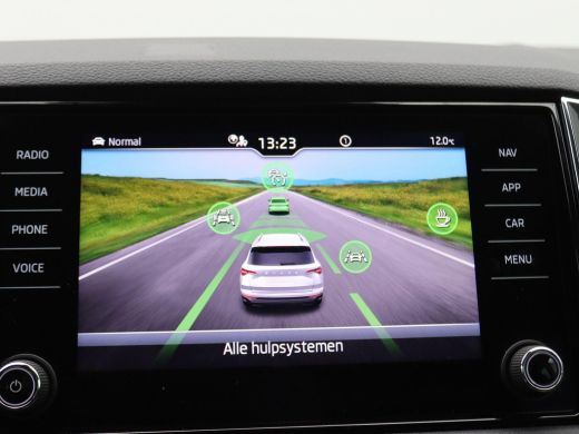 Skoda Karoq 1.5 TSI ACT Business Edition Plus 150PK DSG Adaptieve Cruise Controle, Achteruitrijcamera, Keyles... ActivLease financial lease
